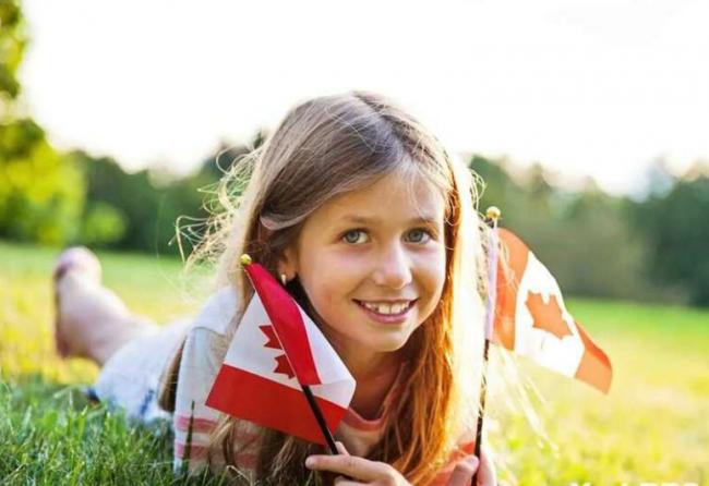 全球哪些国家的孩子最快乐？加拿大勉强挤进前20