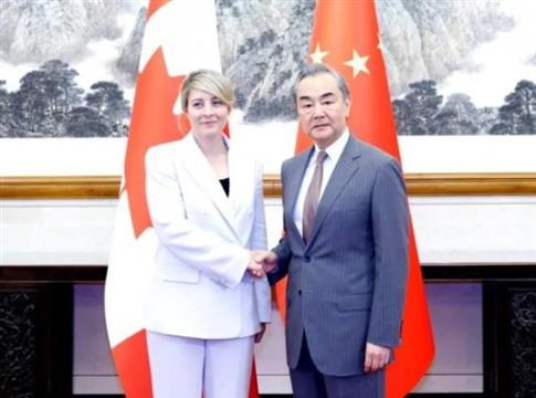 中国能否对加拿大人免签？加外长访华提这一希望
