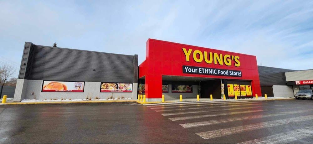 Young’s Market 加华超市 (McPhillips店)